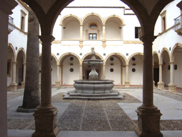 “Tiresia – La dualità dell’anima”: mostra collettiva d'arte “Tiresia – La dualità dell’anima”: mostra collettiva d'arte