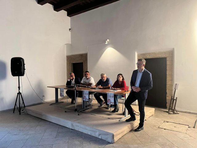 Assemblea al Castello in vista del corteo in difesa del diritto alla salute: il Forum sanità pubblica Palermo fa tappa a Carini